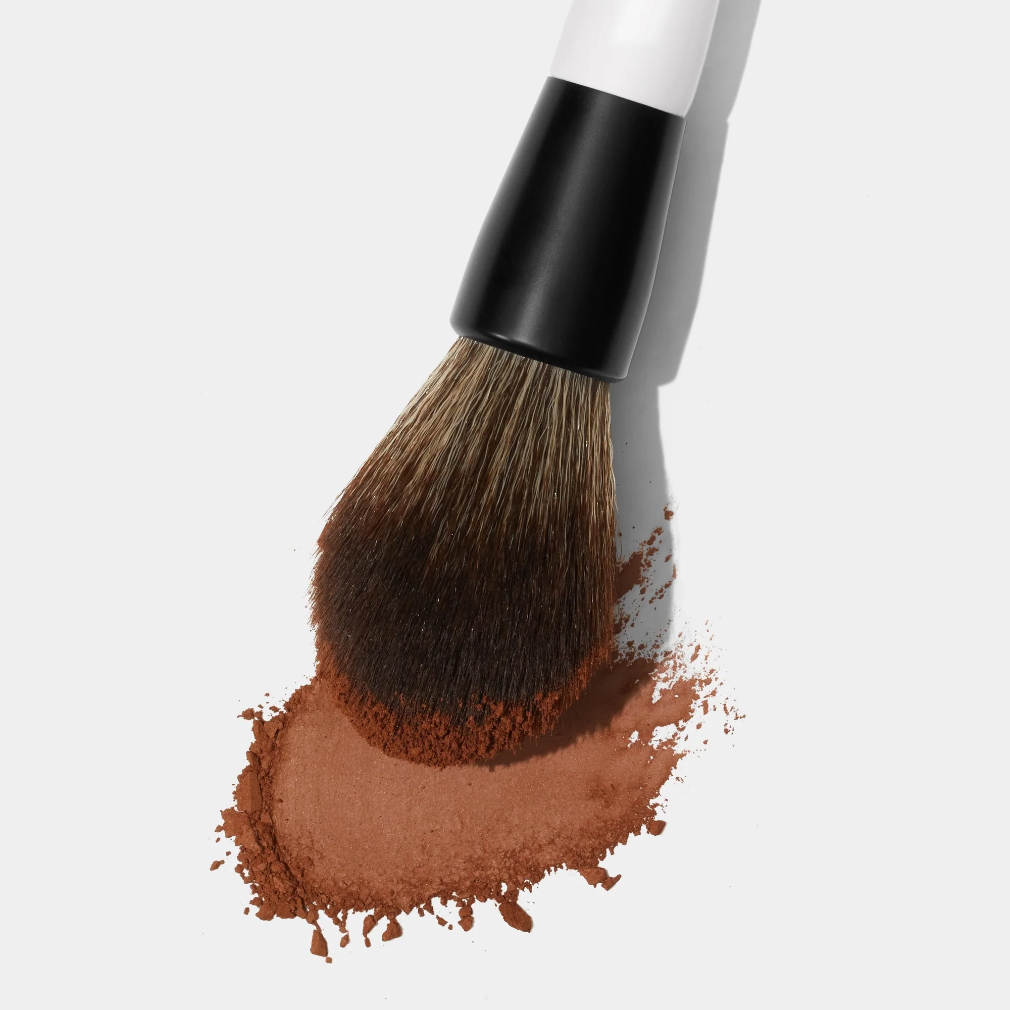 MAKEUP BY MARIO F2 Dual Ended Powder Brush 04