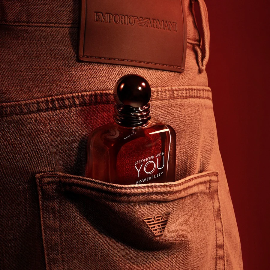 ARMANI Stronger With You Powerfully 03